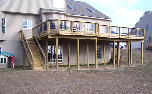 1,200 Sq. Ft. Trex Deck Front View